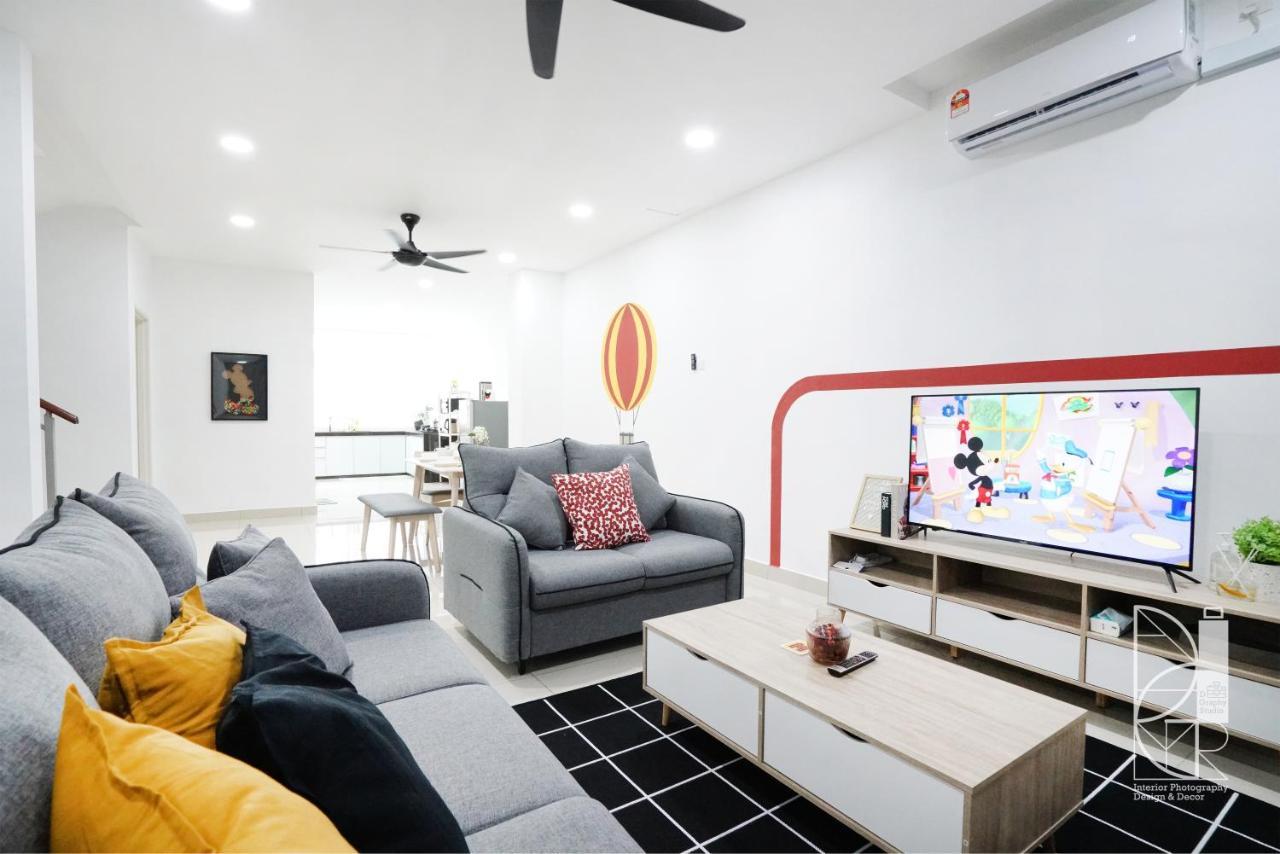 Desaru Ktv Mickey Theme By Joyfully 29M6 Villa Bandar Penawar Buitenkant foto