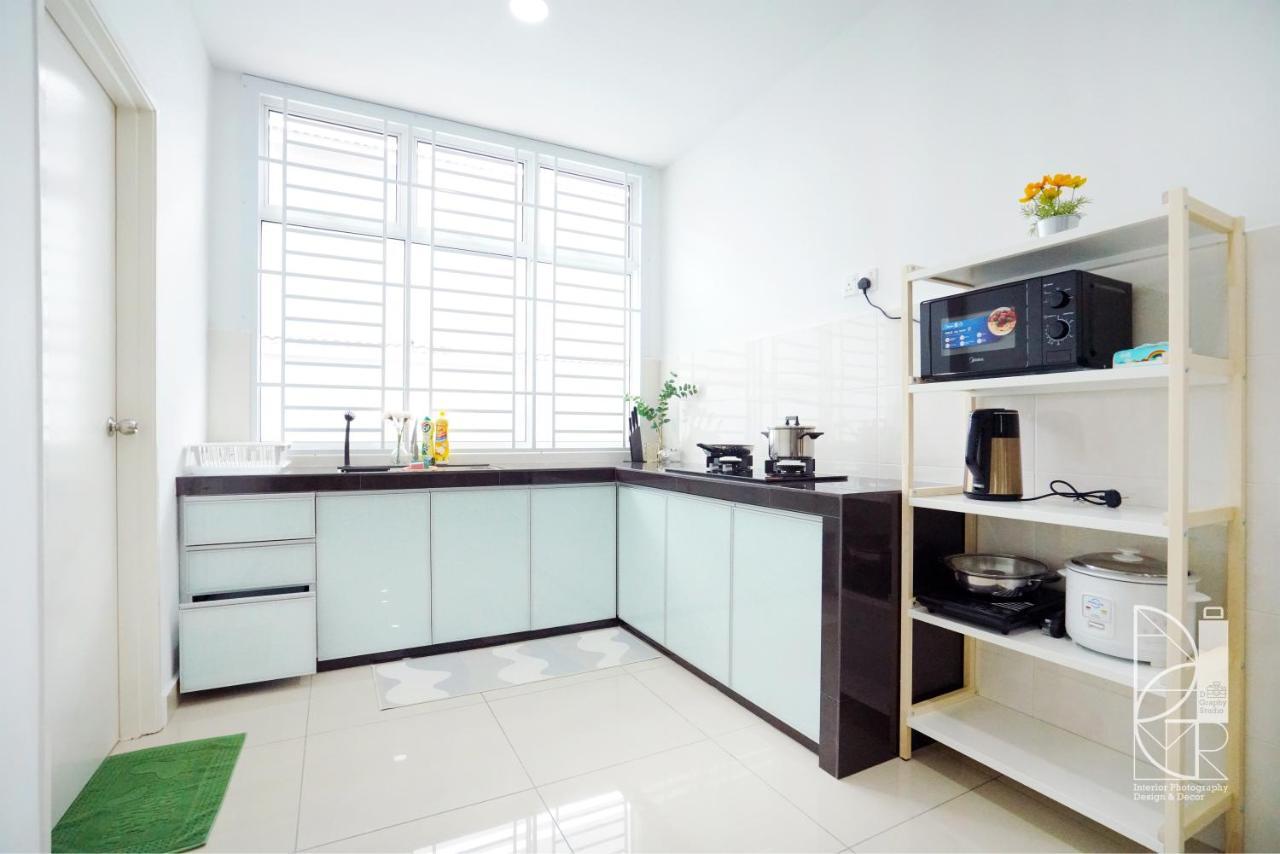Desaru Ktv Mickey Theme By Joyfully 29M6 Villa Bandar Penawar Buitenkant foto